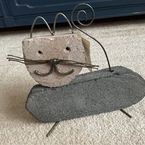 NWT Ancient Graffiti Cat Stone Art Critter